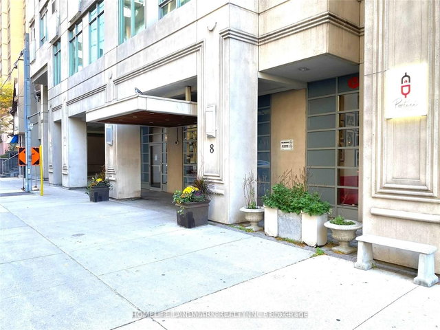 1009 - 8 Scollard Street