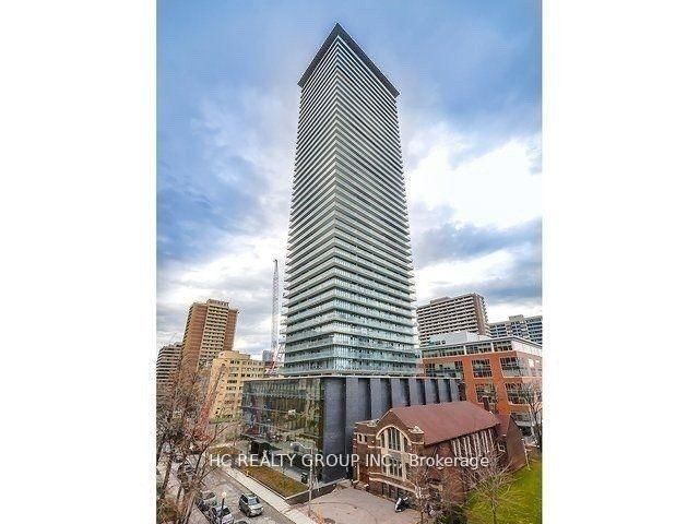 home for lease on 1911-33 Charles Street E