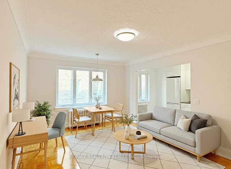 home for lease on 406-394 Avenue Road