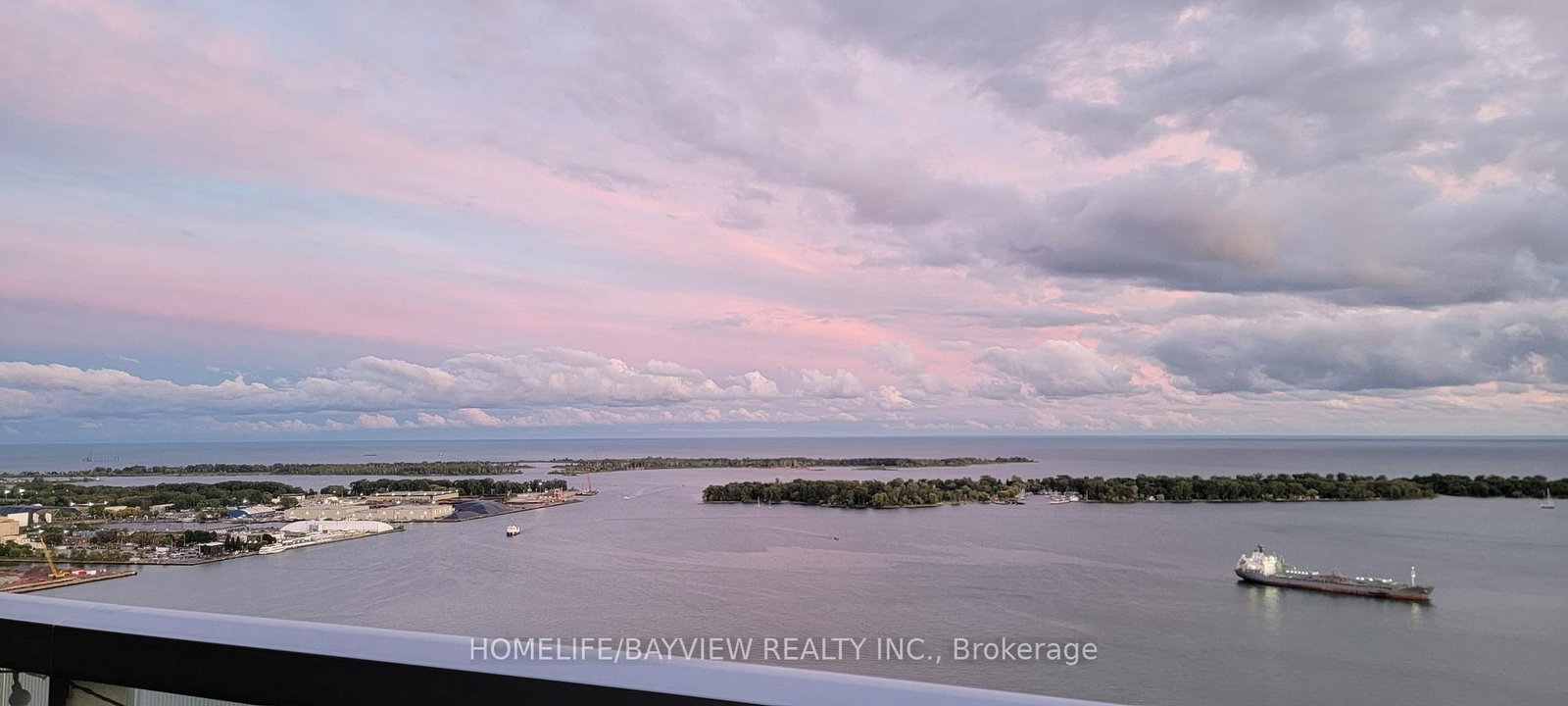 20 Richardson Street E, Unit 3004 - Photo 2