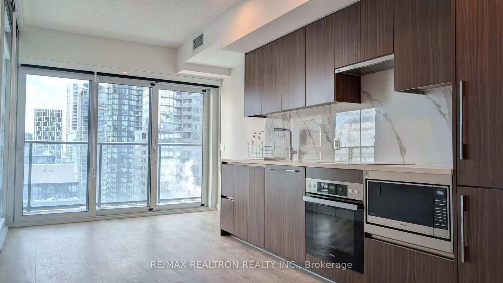 3 Concord Cityplace Way, Unit 2612 - Photo 2