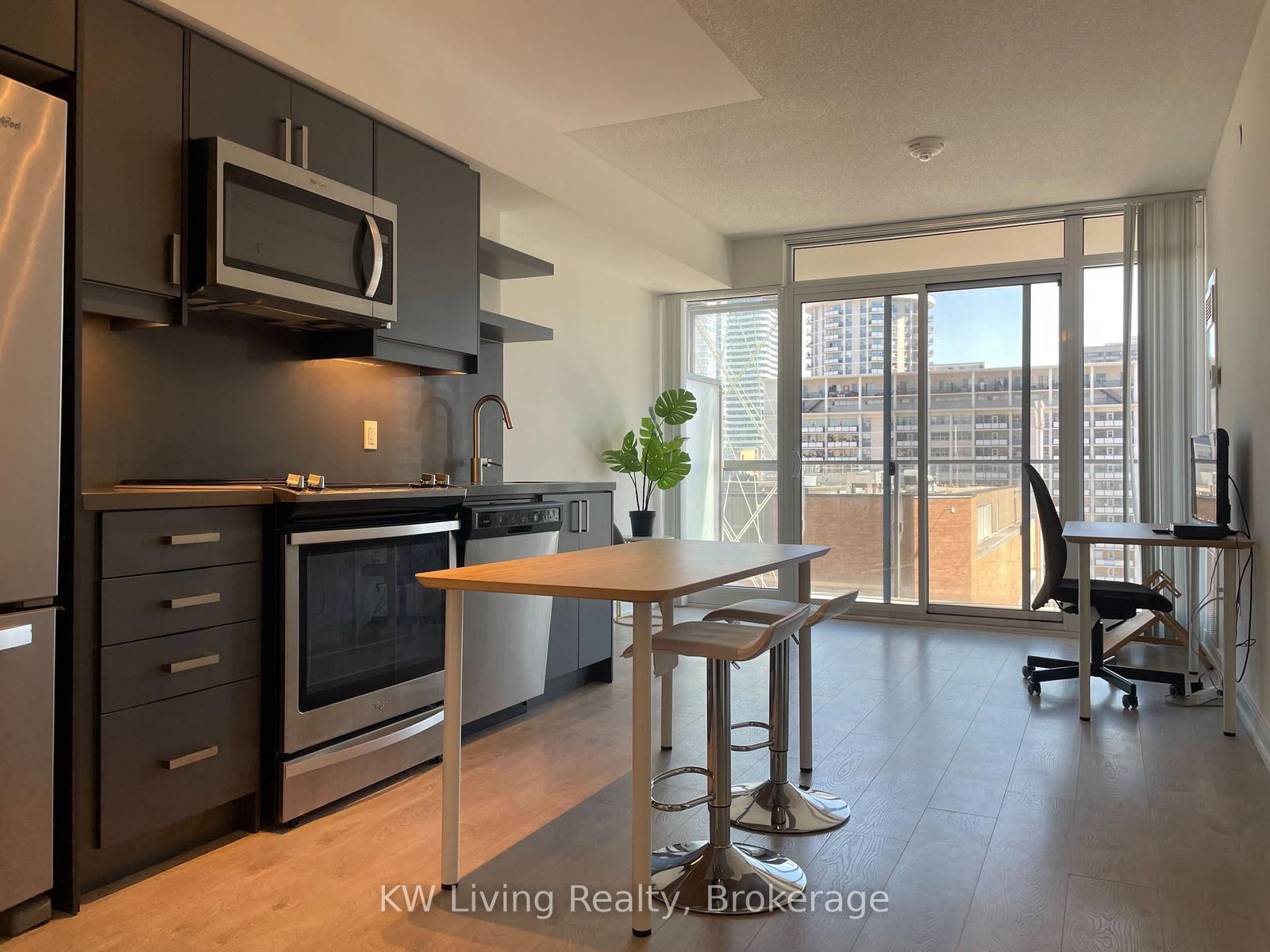 50 Wellesley Street E, Unit 1509 - Photo 17