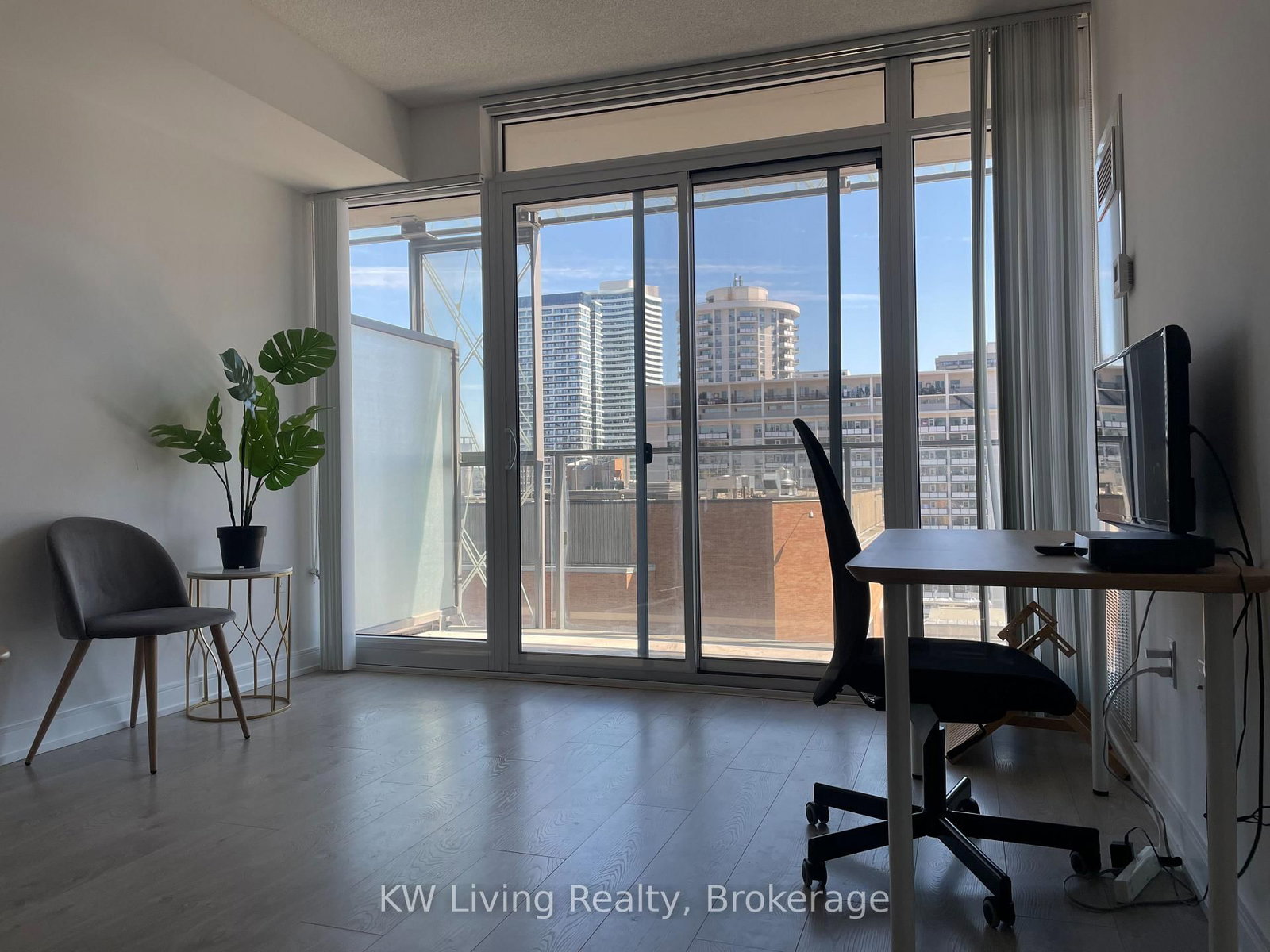 50 Wellesley Street E, Unit 1509 - Photo 18