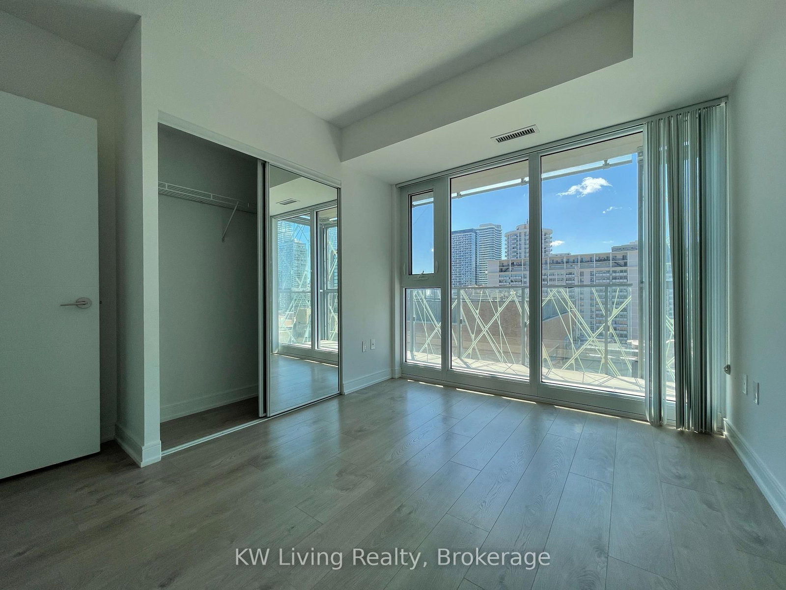 50 Wellesley Street E, Unit 1509 - Photo 8