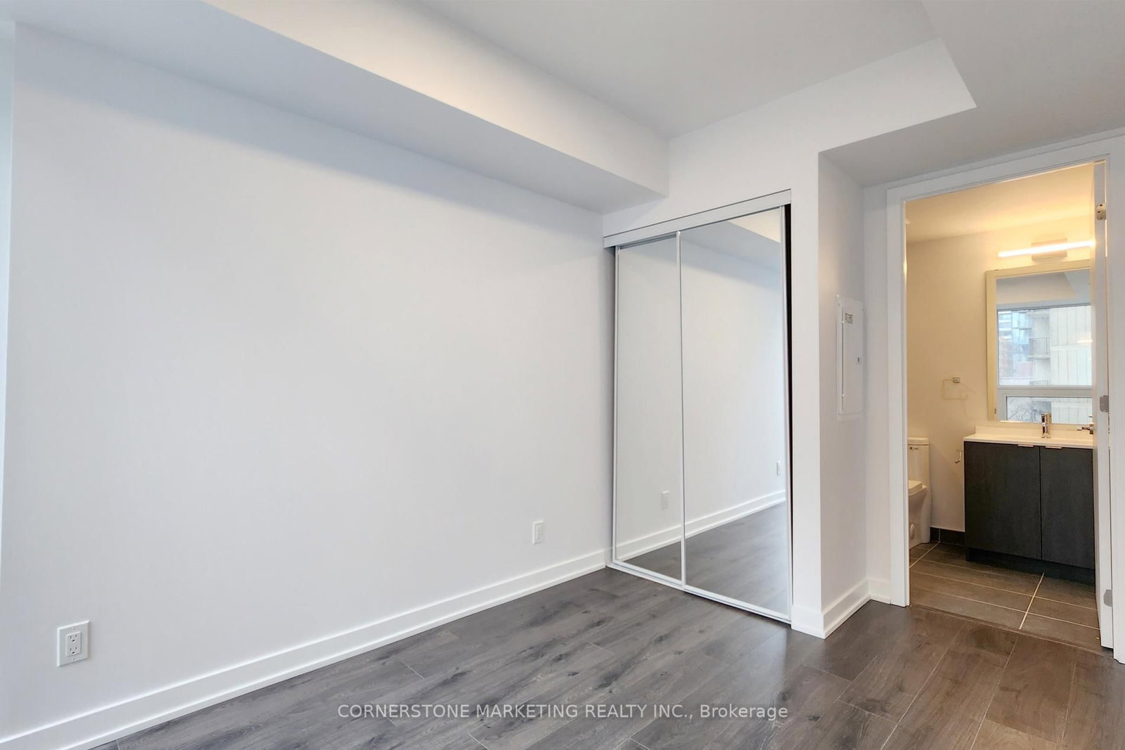 100 Queen Street E, Unit 715 - Photo 4