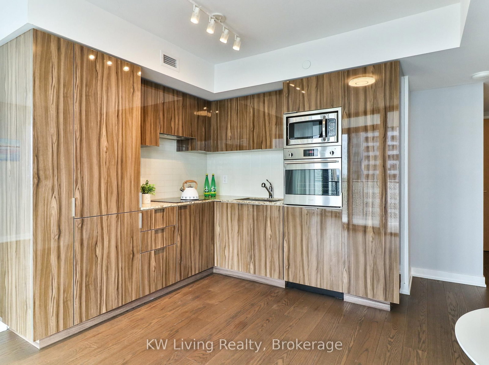 11 Wellesley Street W, Unit 3511 - Photo 15