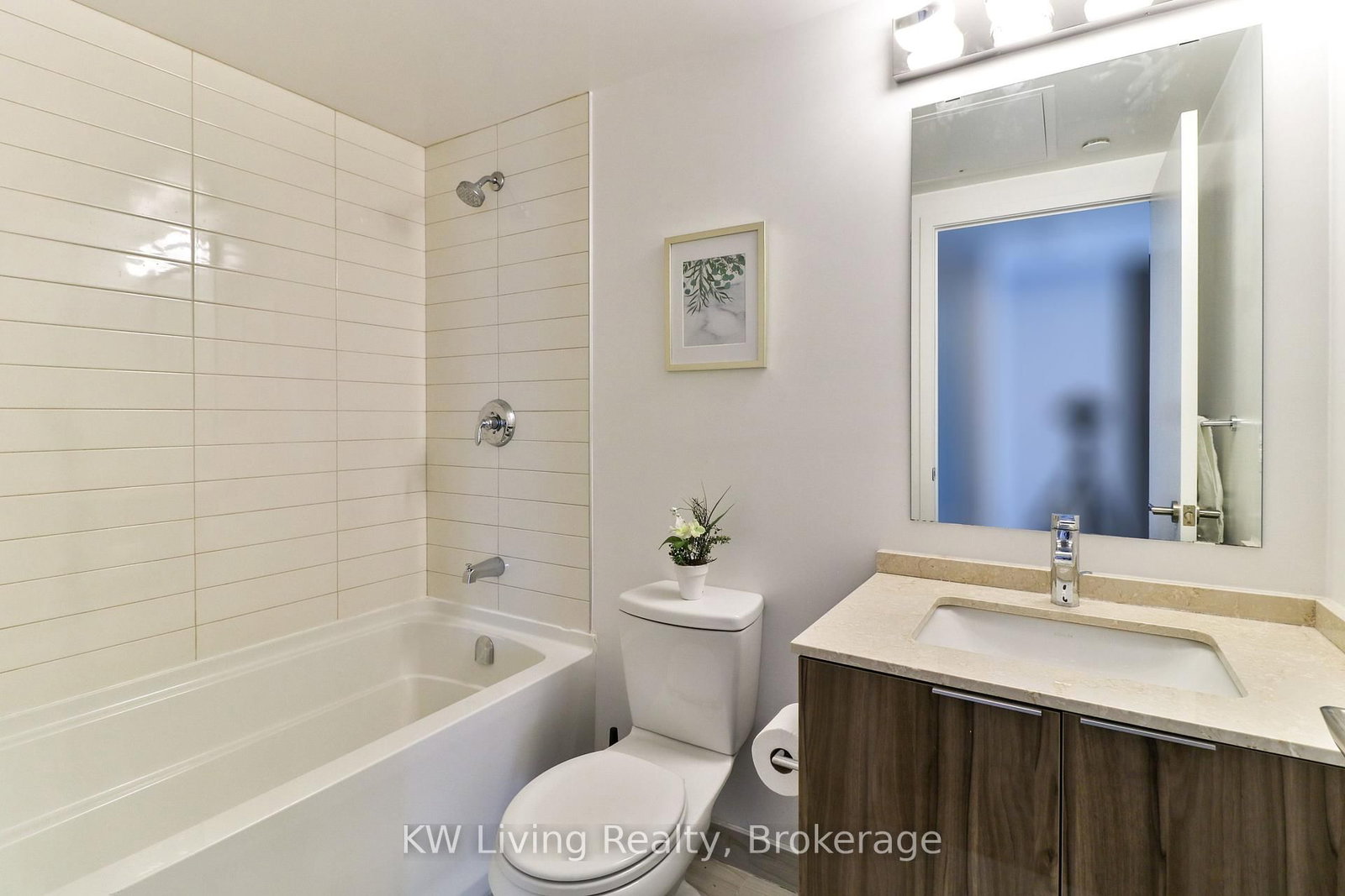 11 Wellesley Street W, Unit 3511 - Photo 23