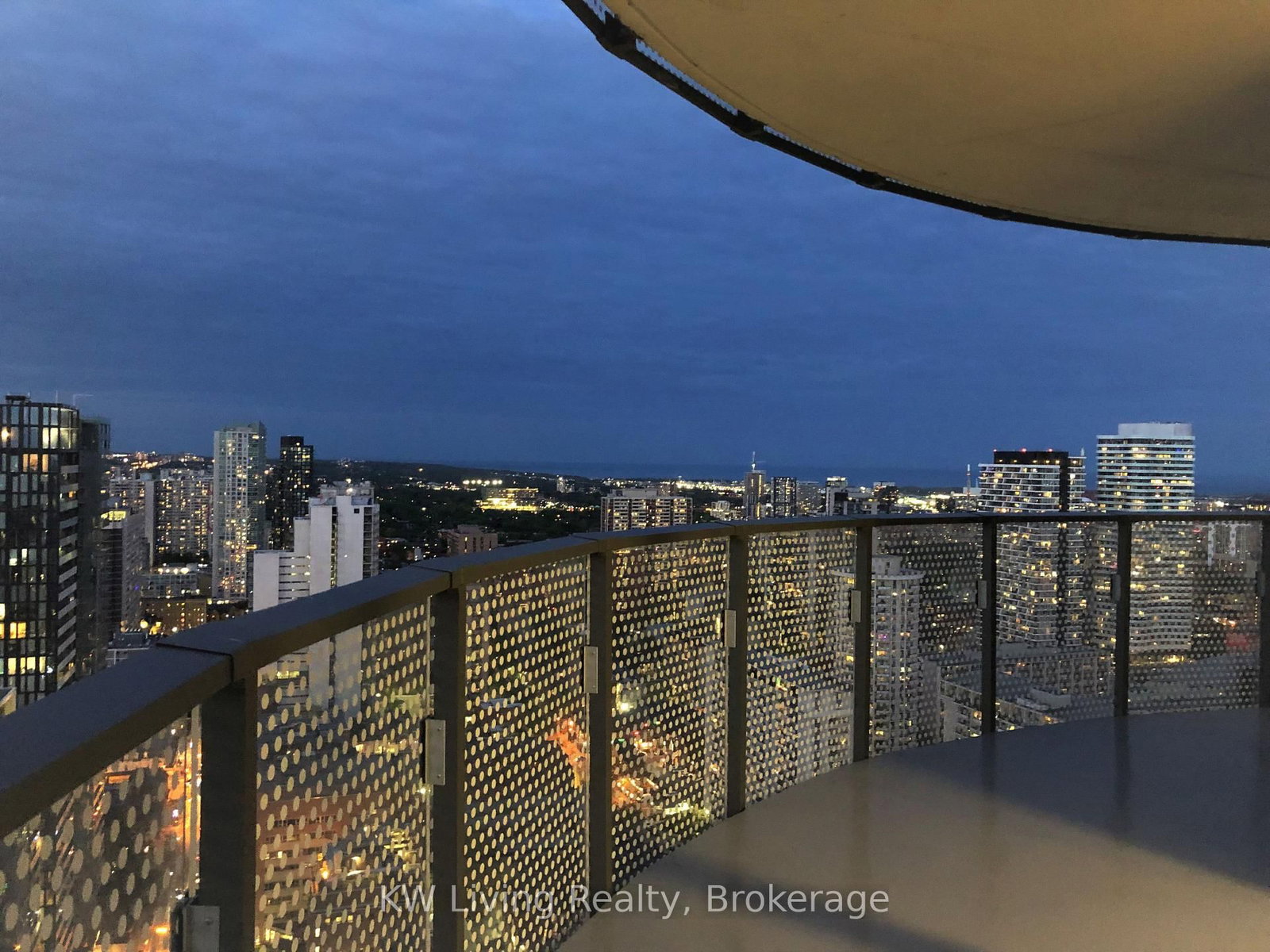 11 Wellesley Street W, Unit 3511 - Photo 28