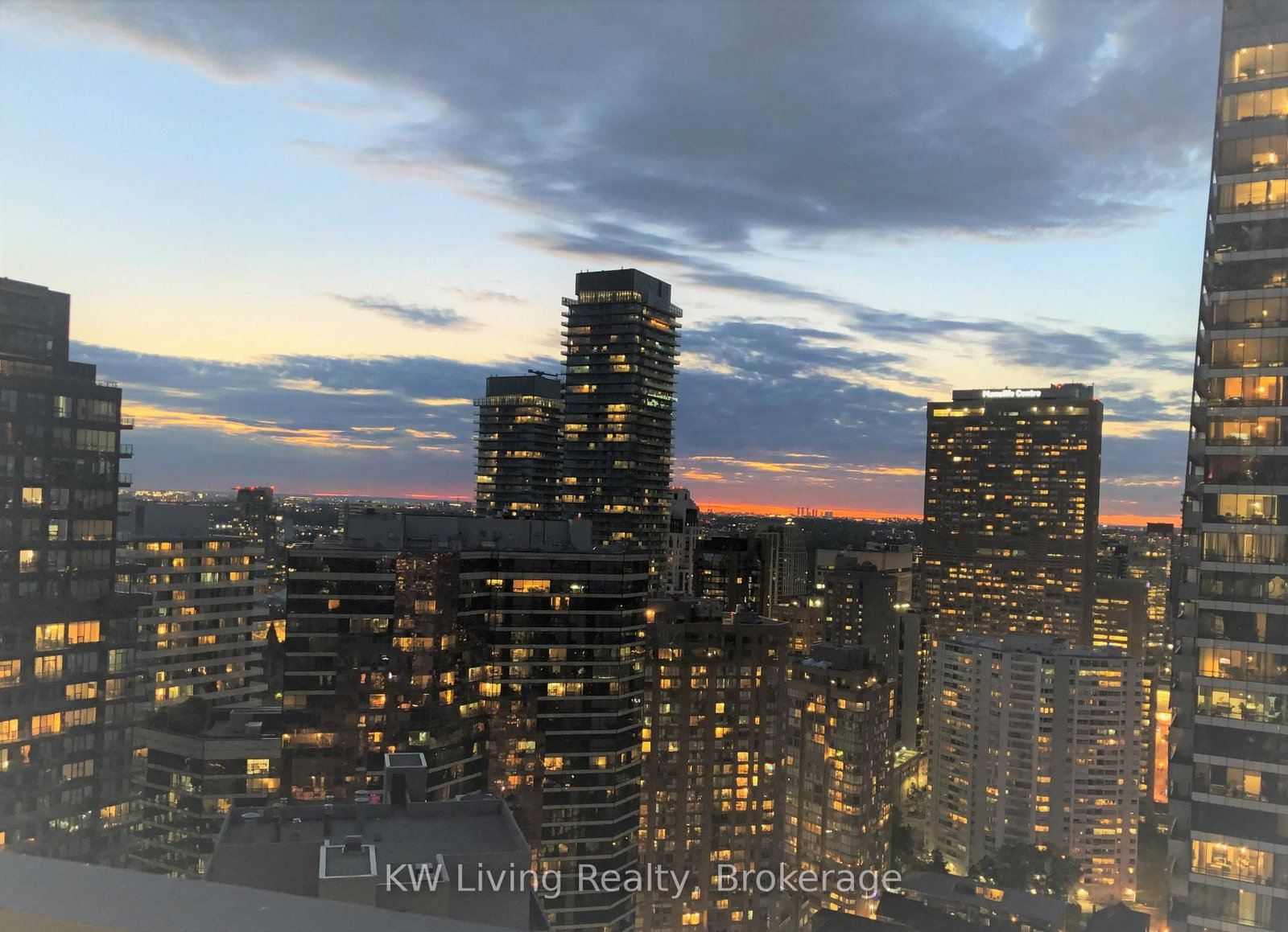 11 Wellesley Street W, Unit 3511 - Photo 30