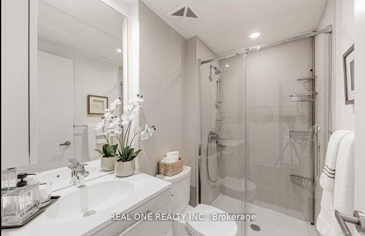 15 Grenville Street, Unit 1004 - Photo 12