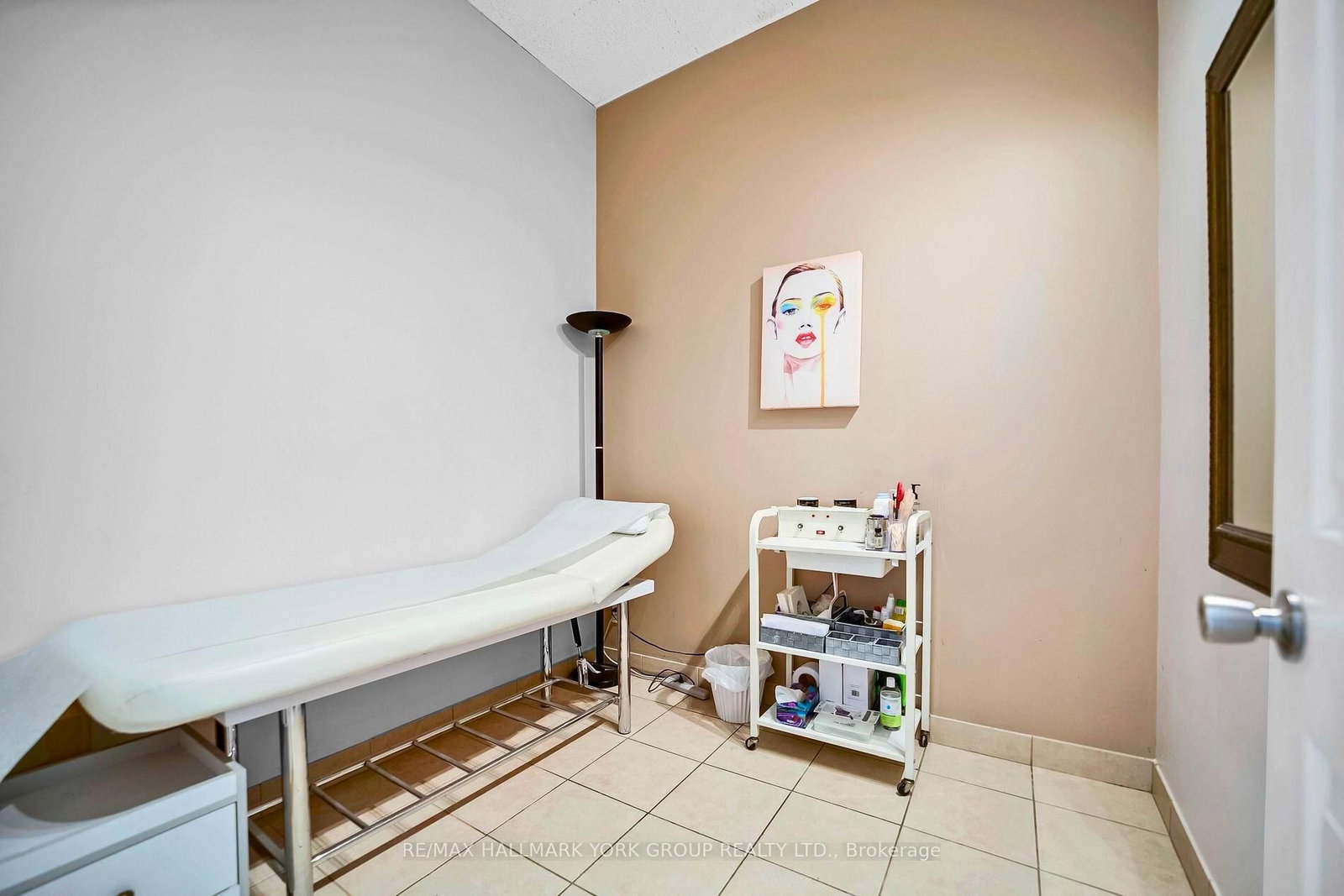 2012 Sheppard Avenue E, Unit A17 - Photo 22