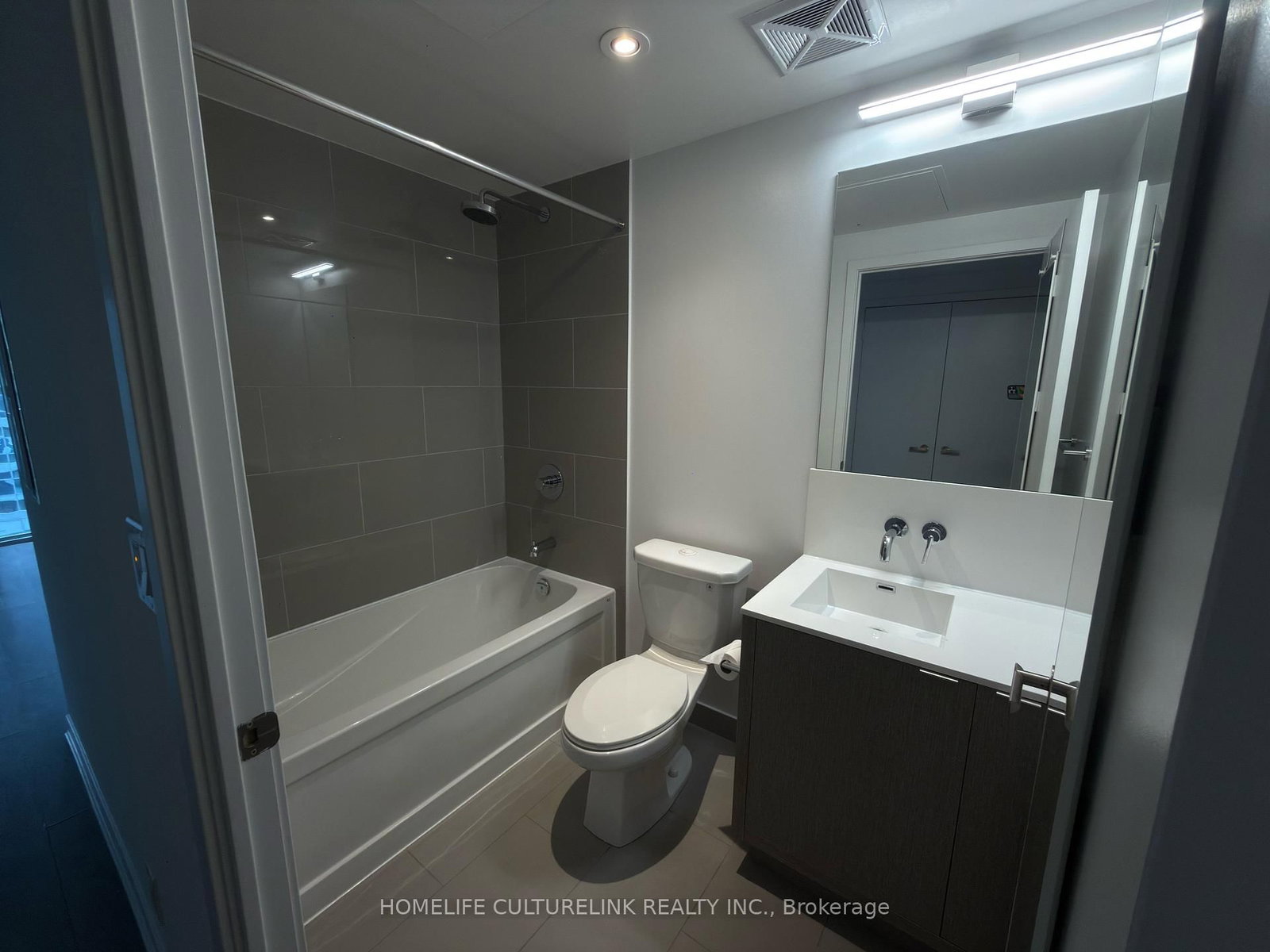 100 Harbour Street, Unit 1908 - Photo 2