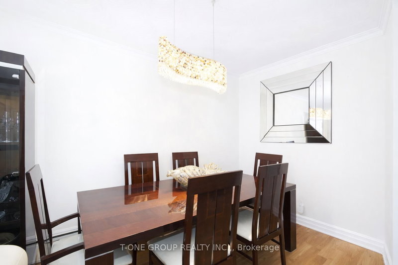 3rd Flr - 240 Pannahill Rd, Toronto, M3H 4N8 | Image 3