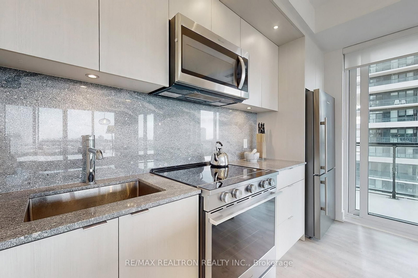 20 Inn On The Park Drive, Unit 1432 - Photo 11