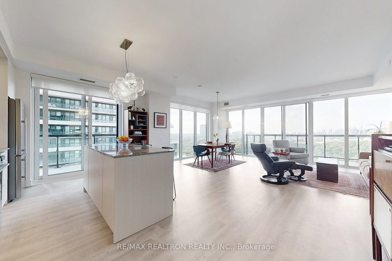 1432 - 20 Inn On The Park Dr, Toronto, M3C 0P8 | Image 3
