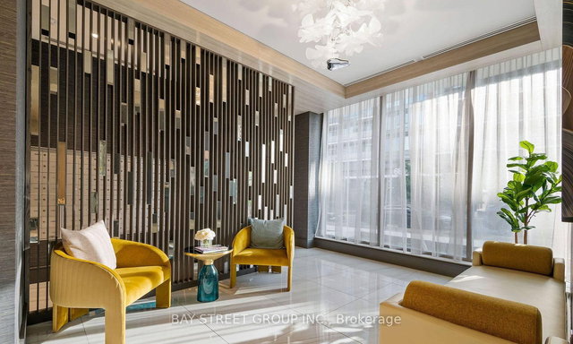 2702 - 75 Canterbury Place