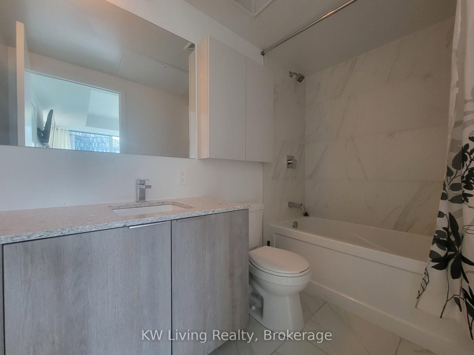 31 Tippett Road, Unit 257 - Photo 11