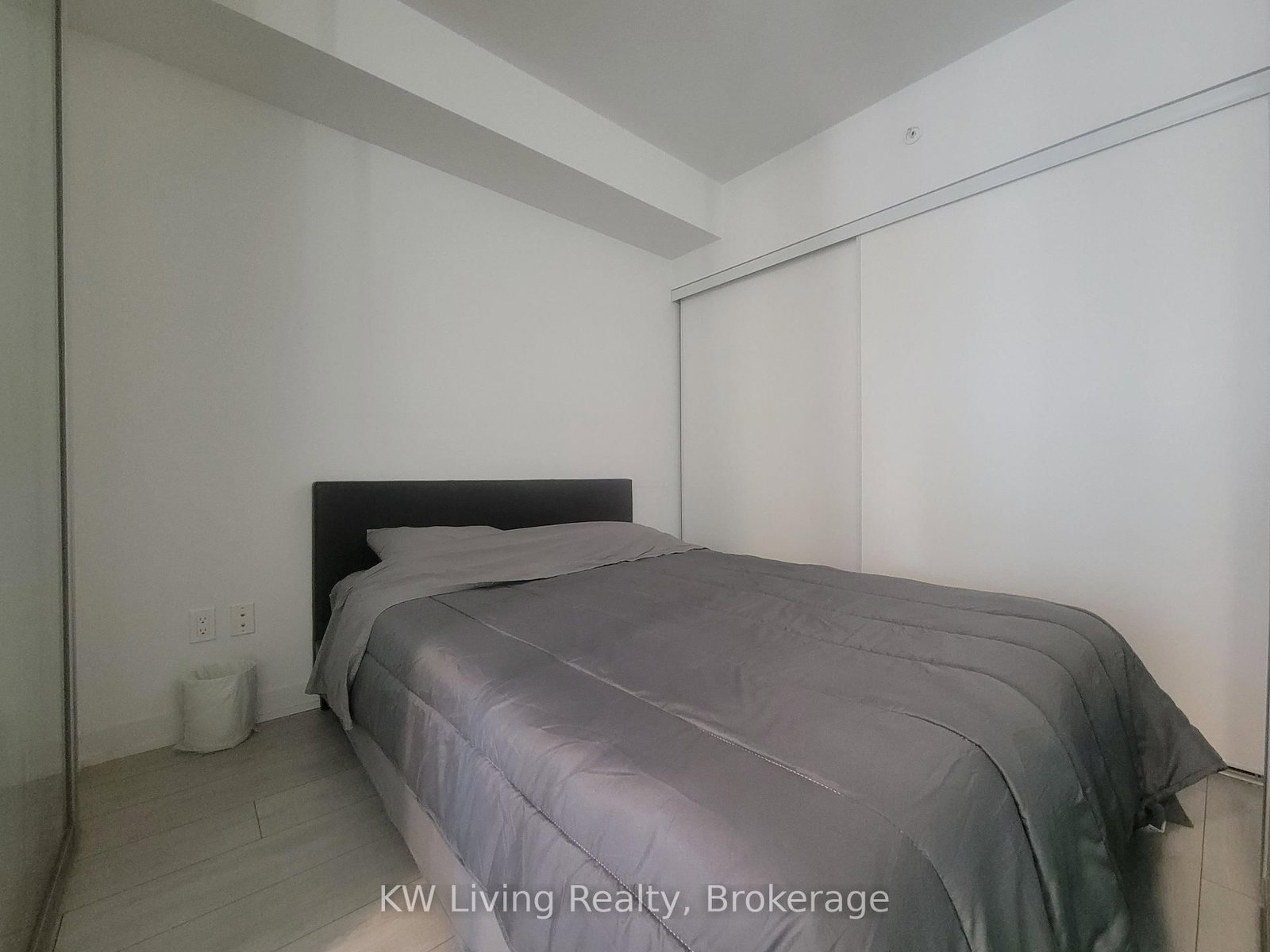 31 Tippett Road, Unit 257 - Photo 3