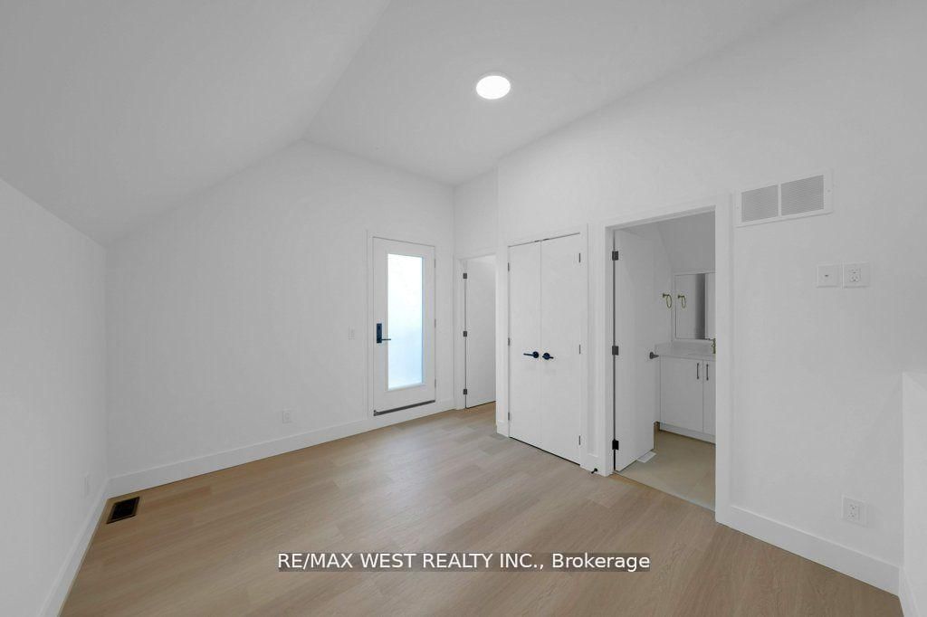 502 Atlas Avenue, Unit C - Photo 11