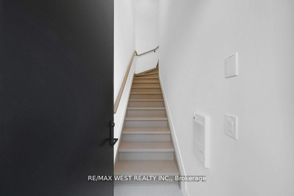 502 Atlas Avenue, Unit C - Photo 4