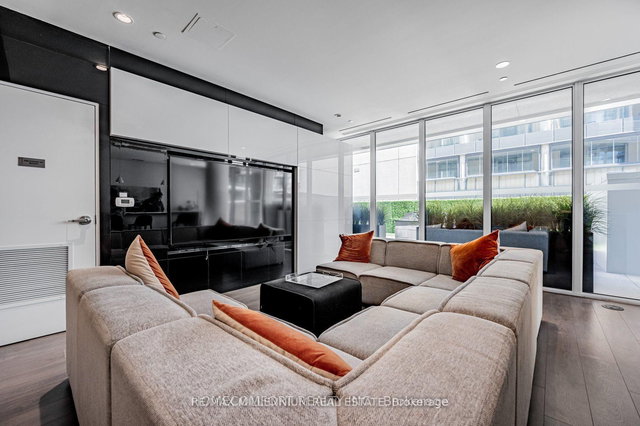 505 - 68 SHUTER Street