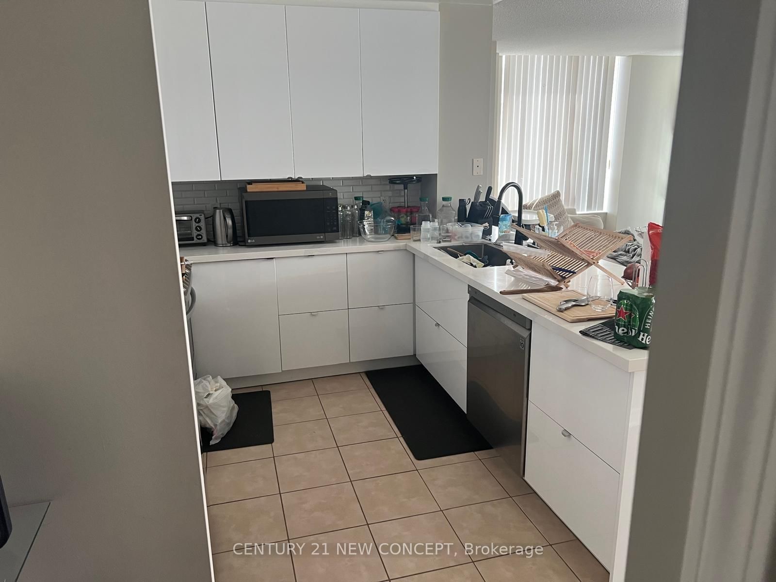 18 Spring Garden Avenue, Unit 2810 - Photo 18