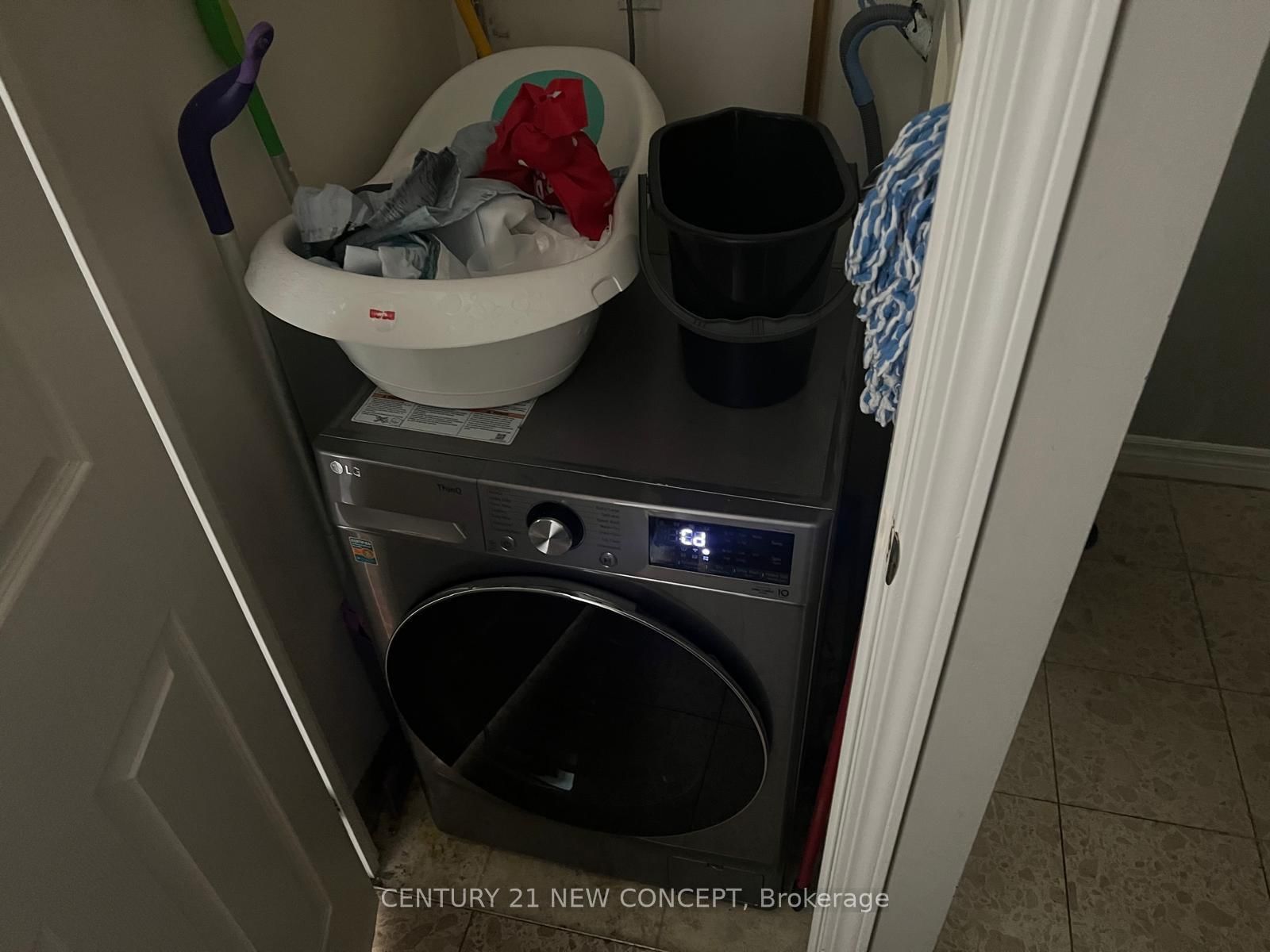 18 Spring Garden Avenue, Unit 2810 - Photo 19