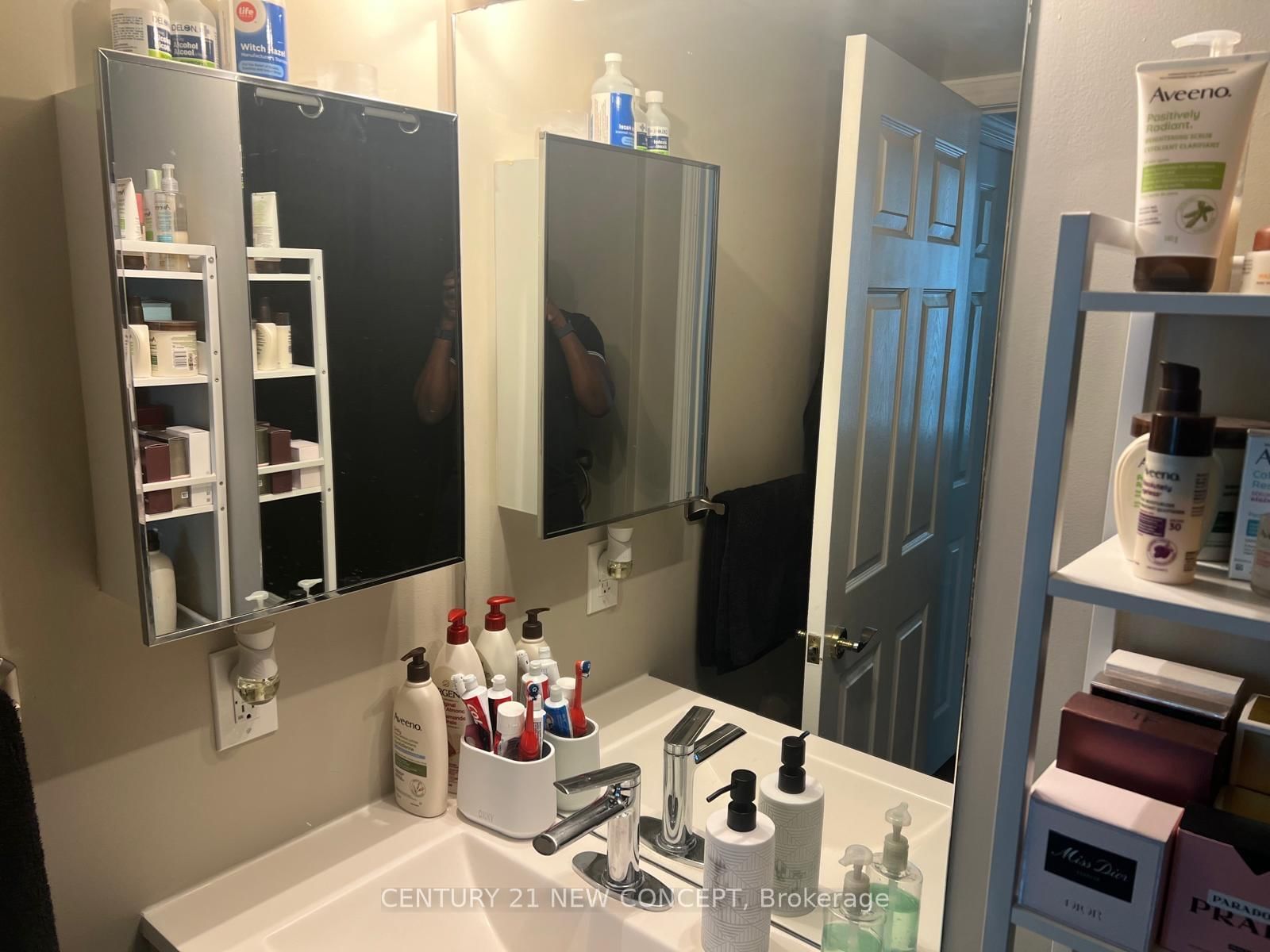 18 Spring Garden Avenue, Unit 2810 - Photo 7