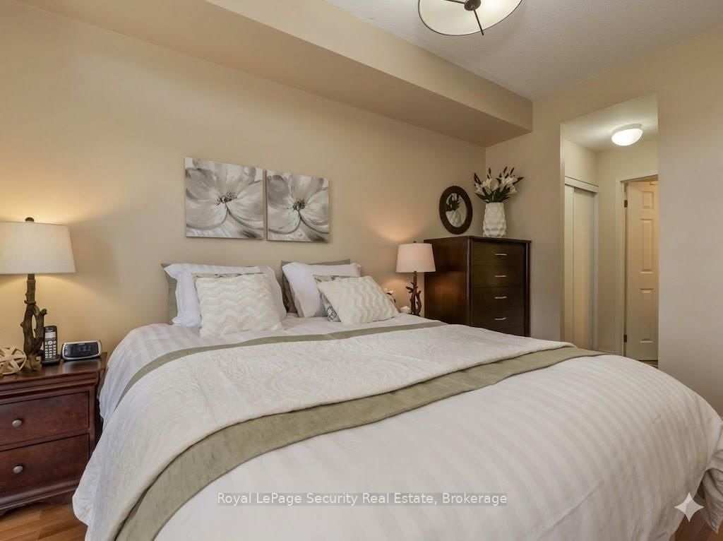 4200 Bathurst Street, Unit 501 - Photo 3