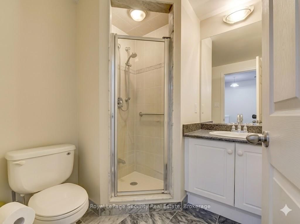 4200 Bathurst Street, Unit 501 - Photo 5