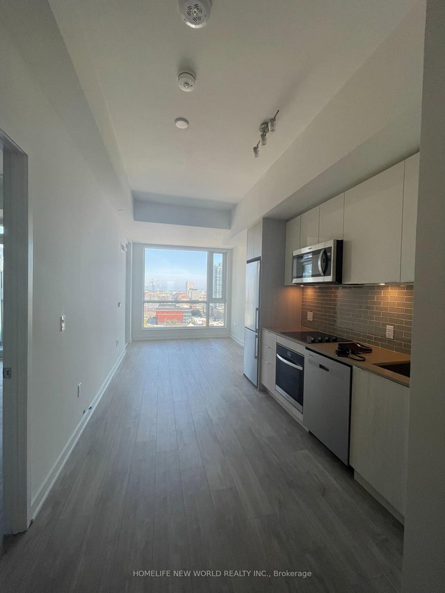 1711 - 70 Princess Street