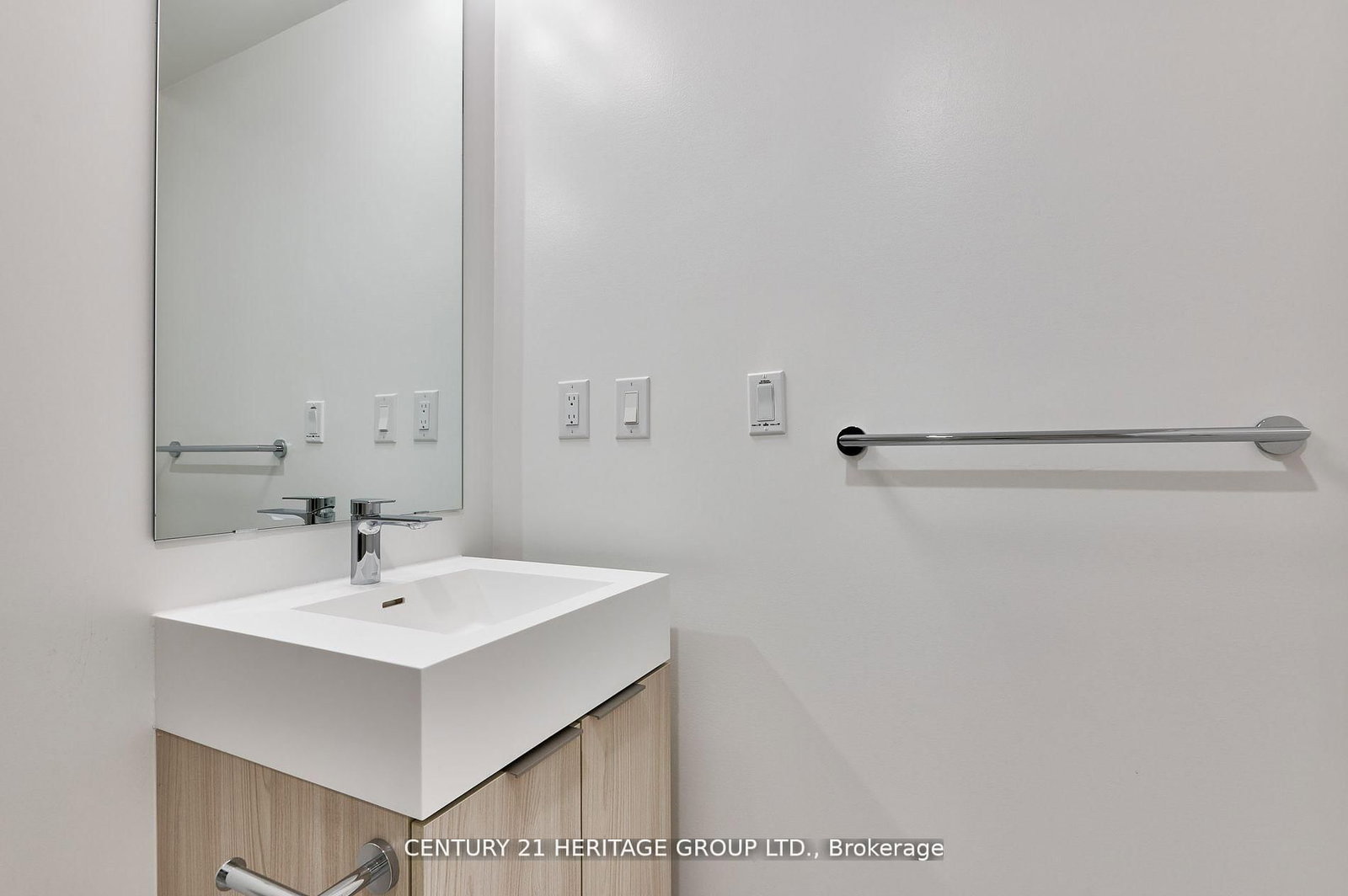 180 Mill Street, Unit S560 - Photo 16