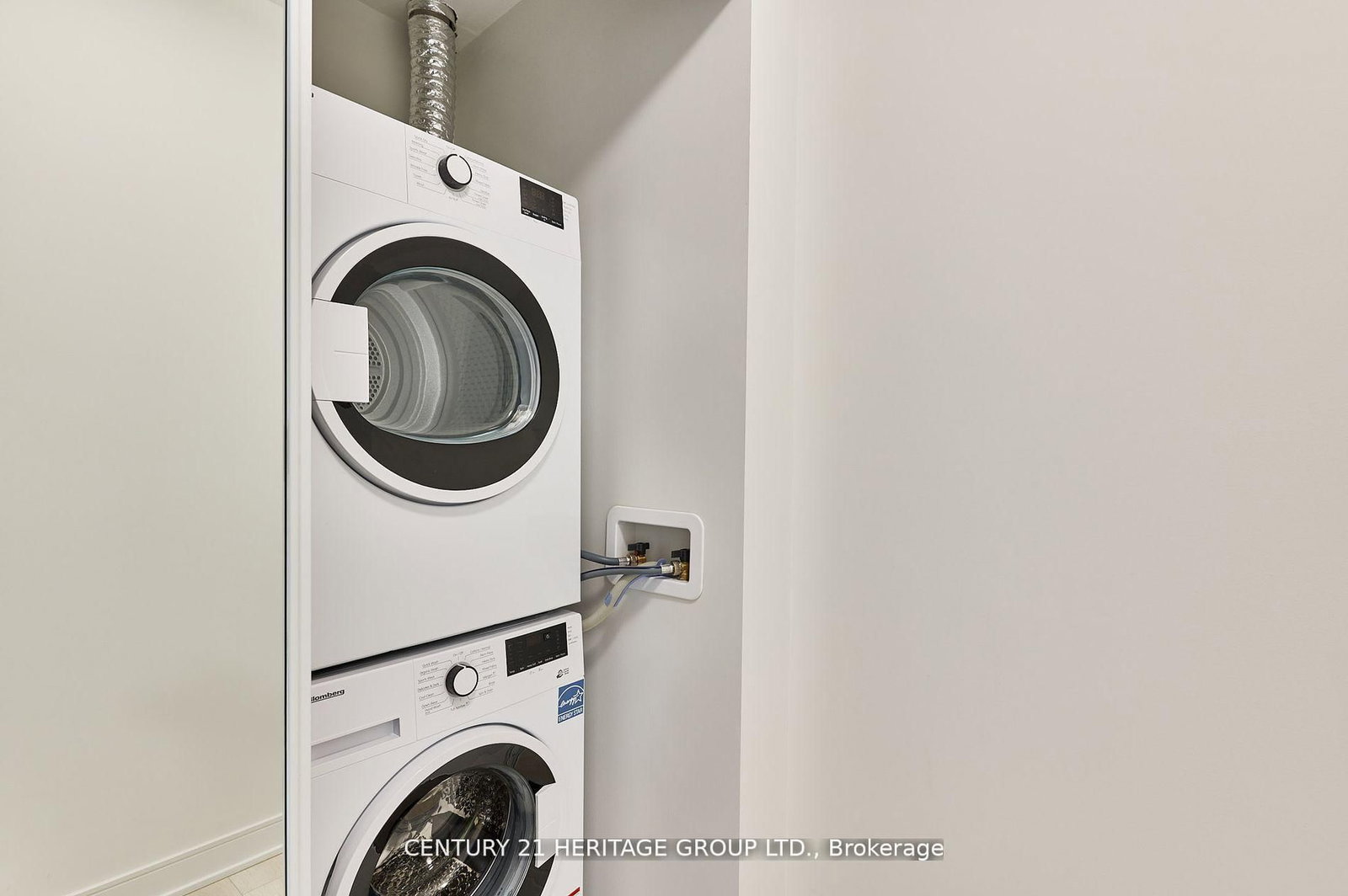 180 Mill Street, Unit S560 - Photo 25