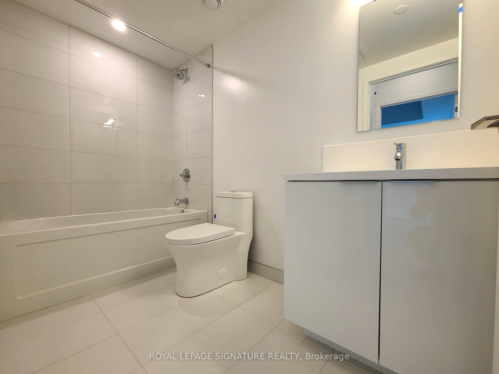 238 Simcoe Street, Unit 602 - Photo 9