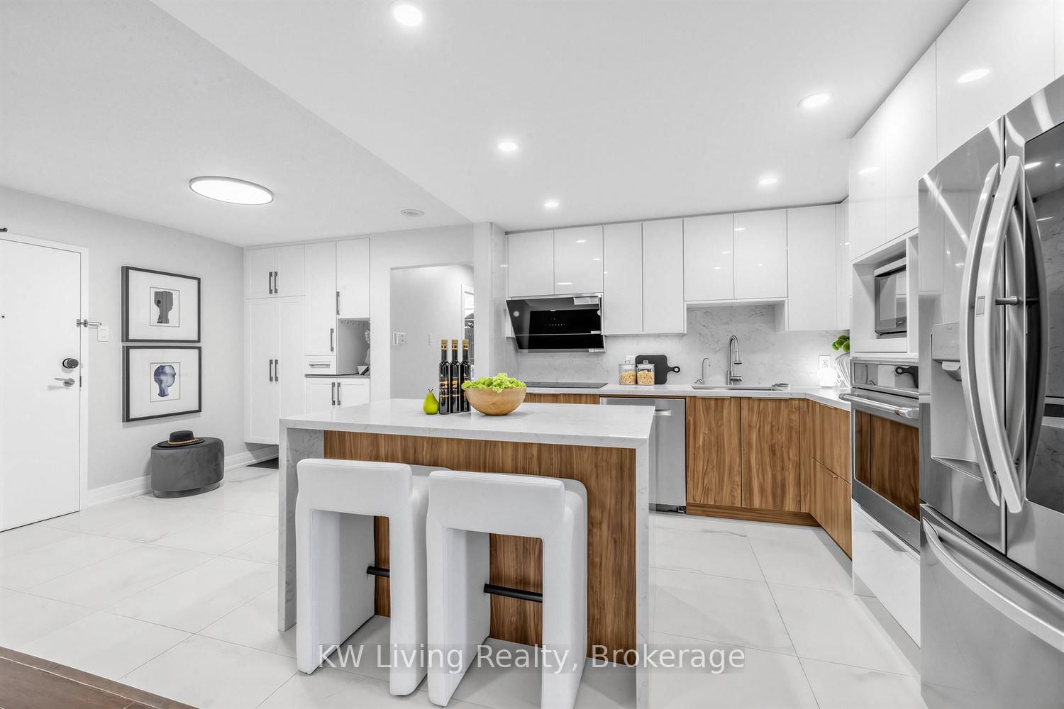 5460 Yonge Street, Unit 1005 - Photo 12