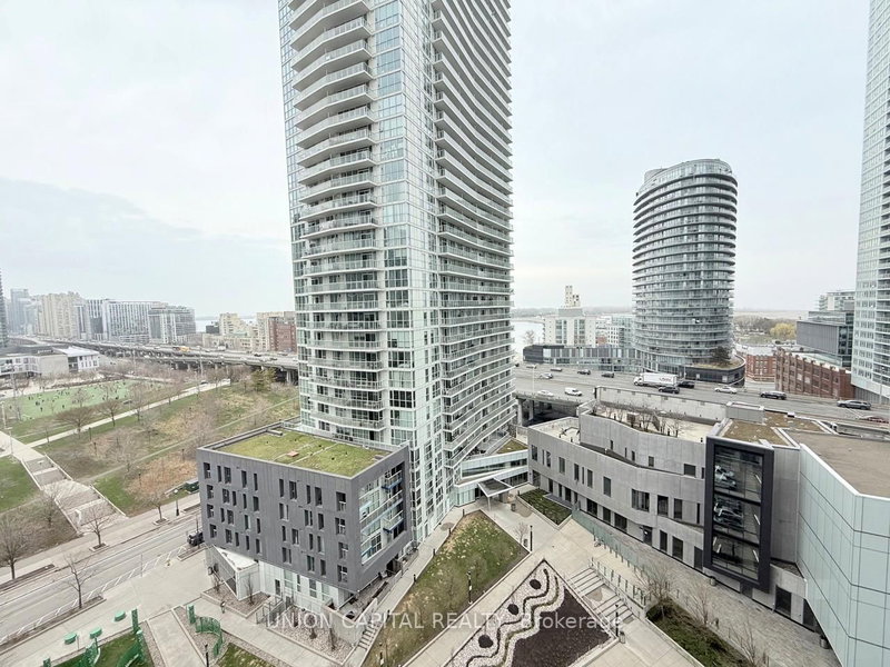 1502 - 85 Queens Wharf Rd, Toronto, M5V 0J9 | Image 3