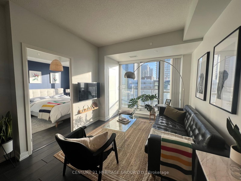 home for lease on 912-200 Sackville Street