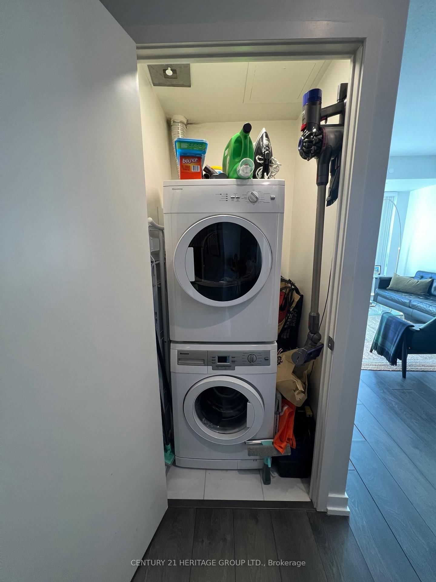 200 Sackville Street, Unit 912 - Photo 20