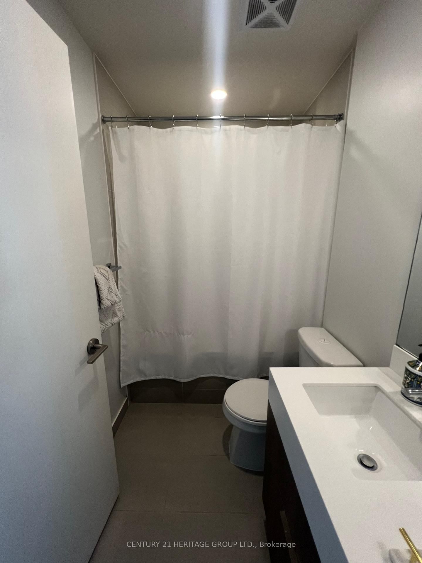 200 Sackville Street, Unit 912 - Photo 5