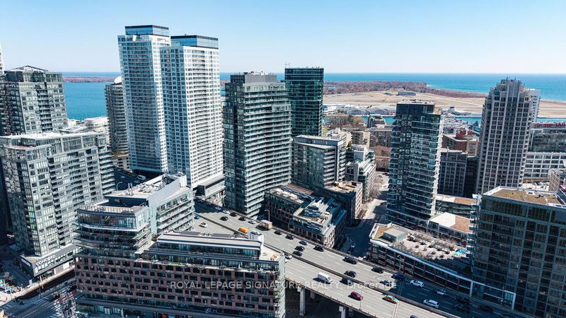 501 - 20 Bruyeres Mews, Toronto, M5V 0G8 | Image 2