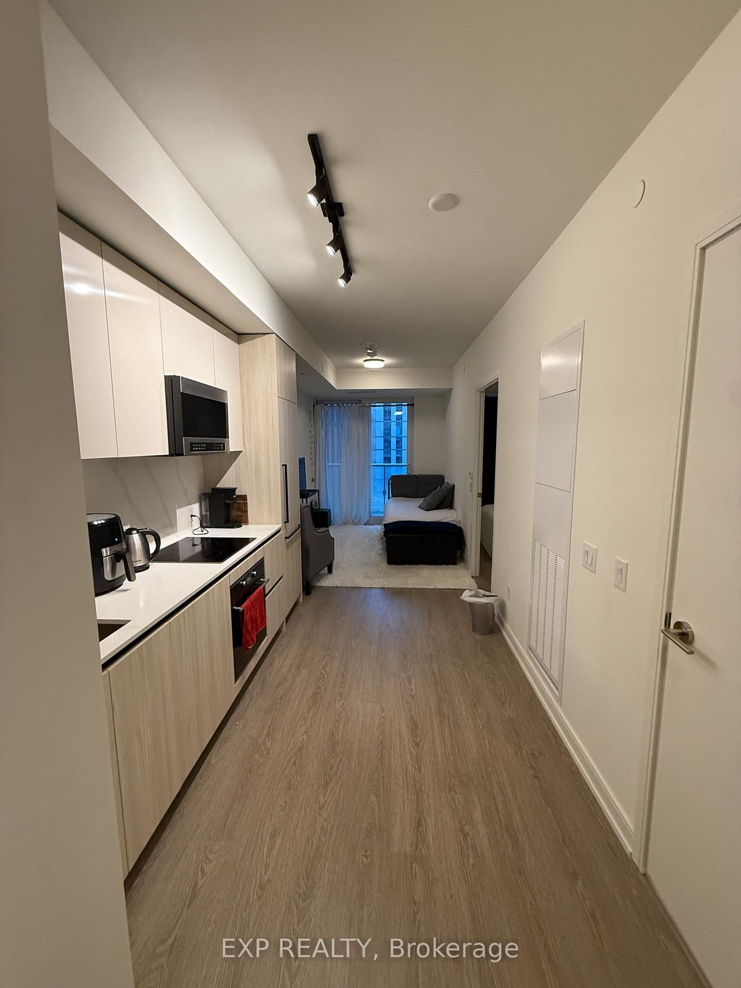 425 Front Street E, Unit 713 - Photo 4