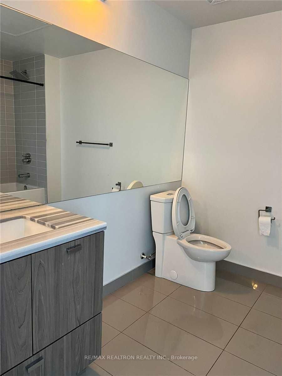 290 Adelaide Street W, Unit 2006 - Photo 10