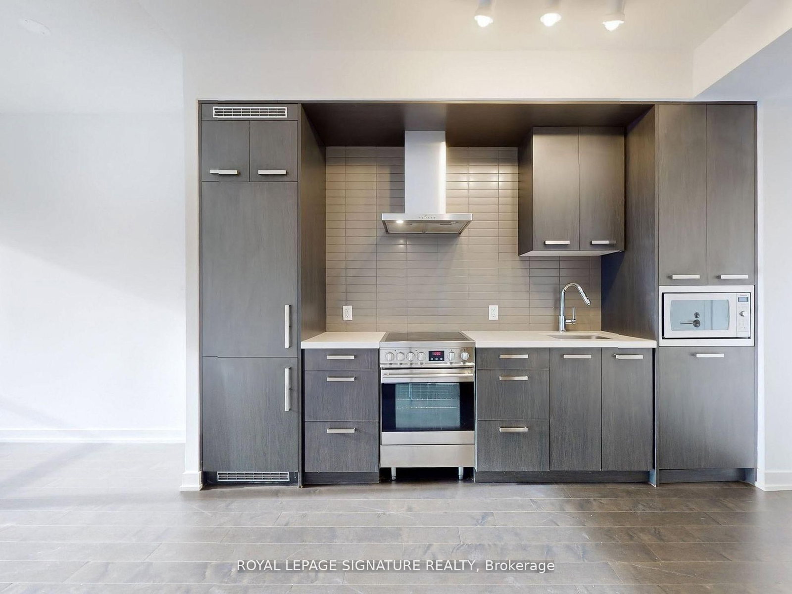 455 Front Street E, Unit N428 - Photo 13