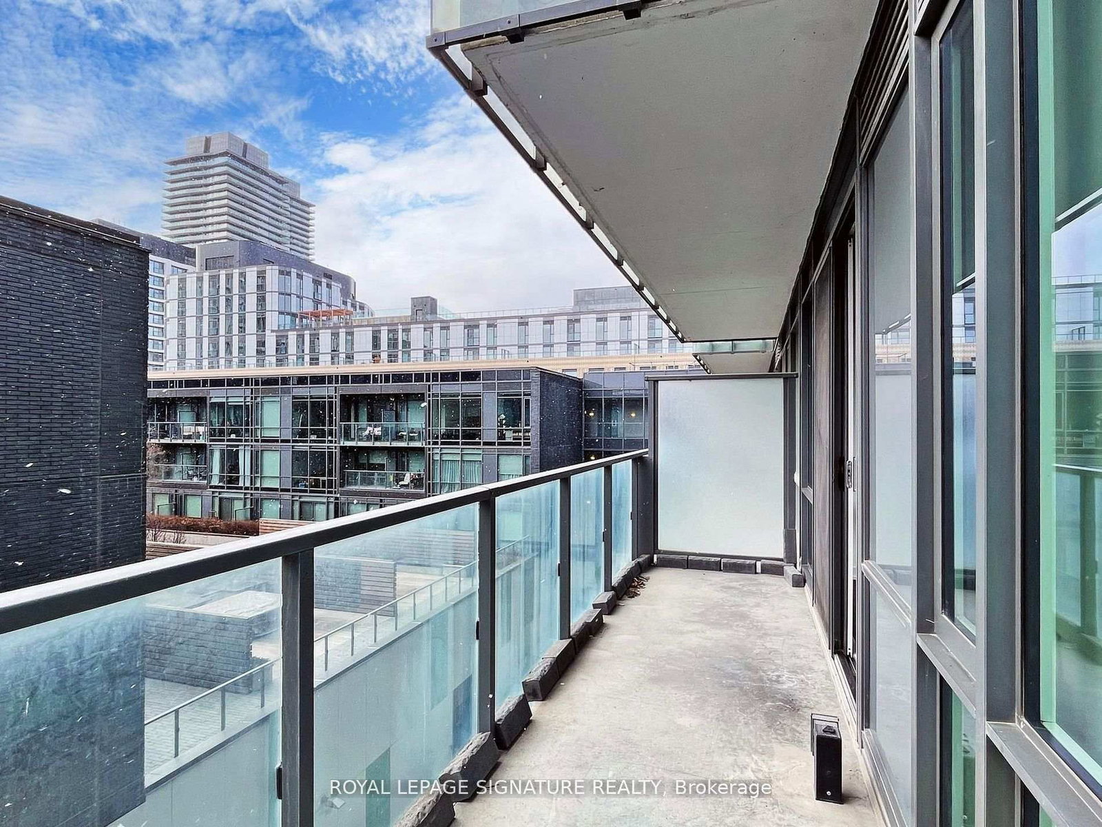 455 Front Street E, Unit N428 - Photo 32