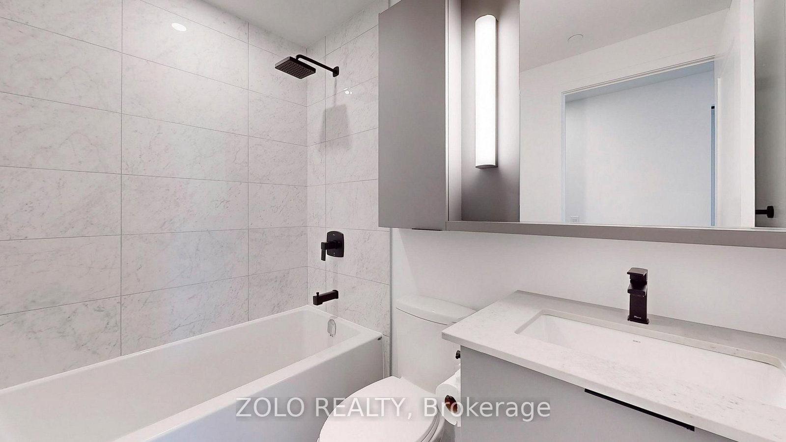 5 Defries Street, Unit 1504 - Photo 14