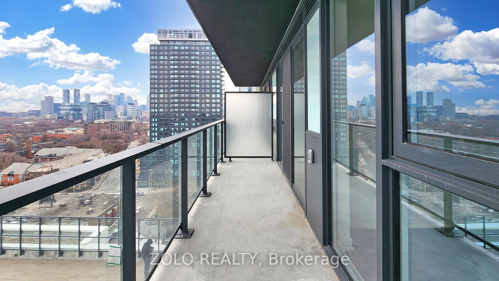 5 Defries Street, Unit 1504 - Photo 18