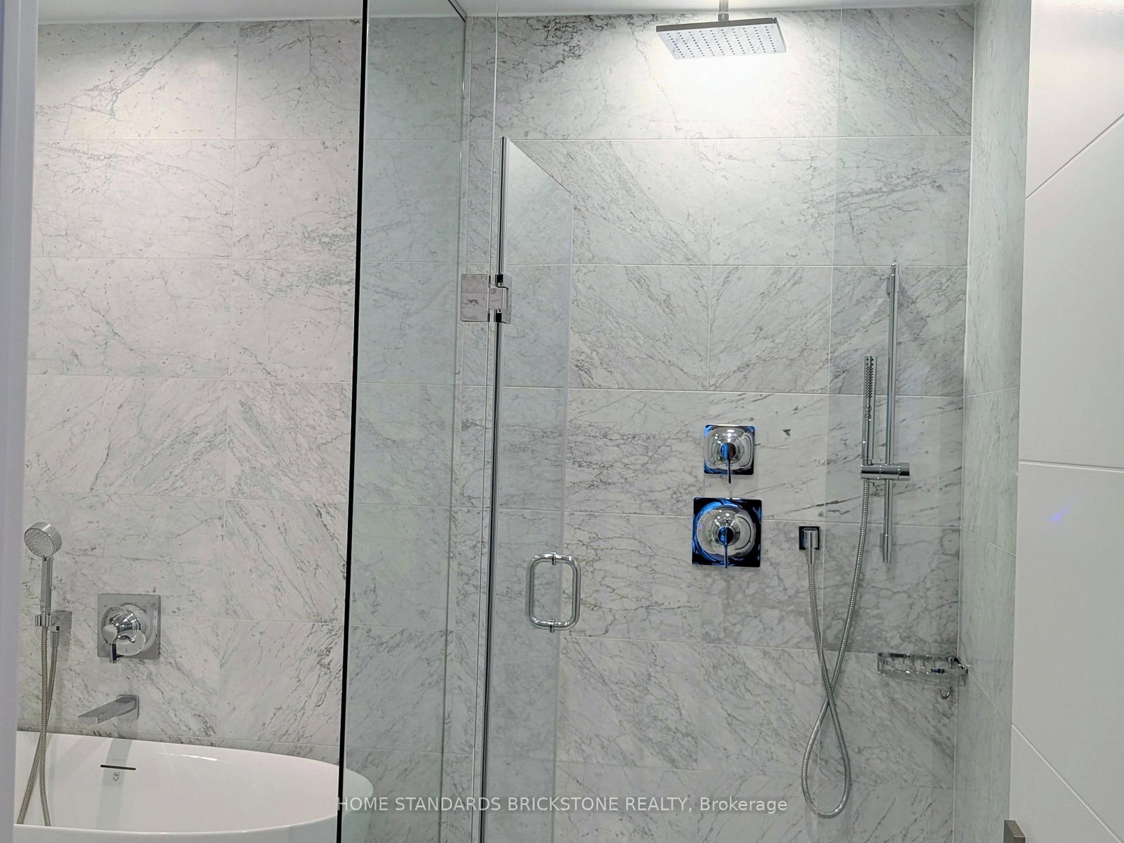 29 Green Trail Court, Unit 312 - Photo 5