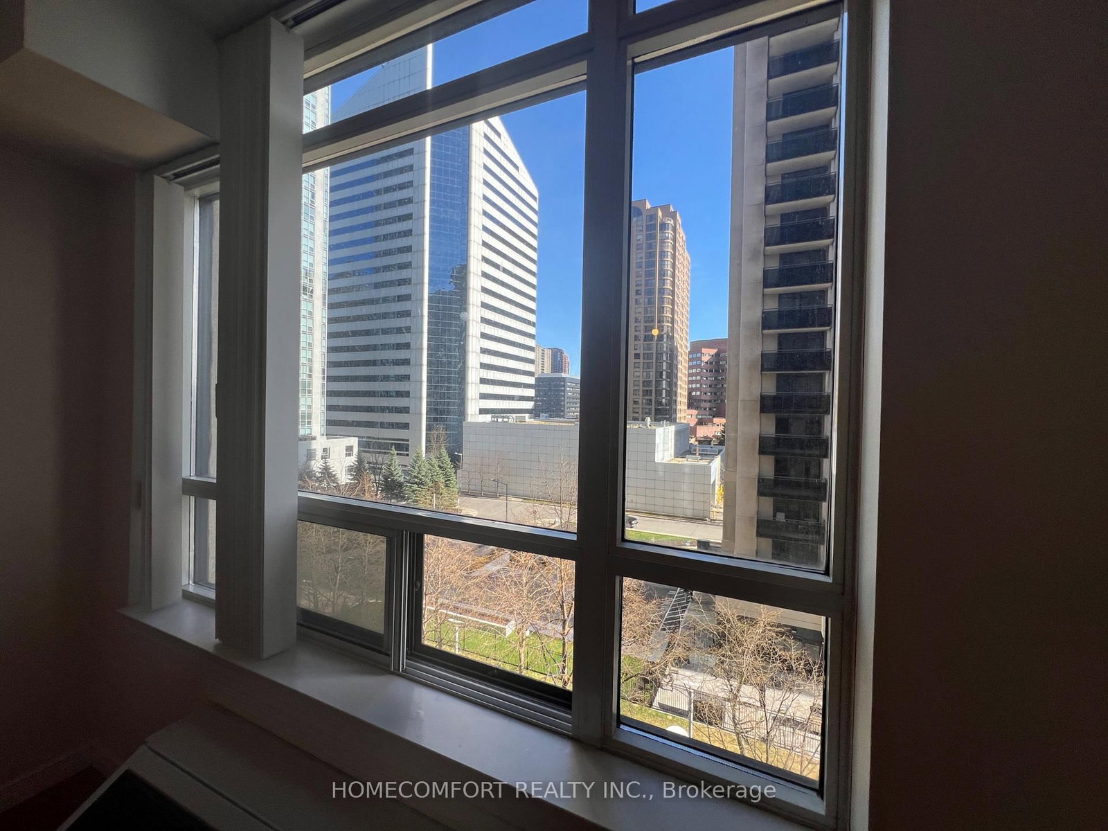 155 Beecroft Road, Unit 703 - Photo 13