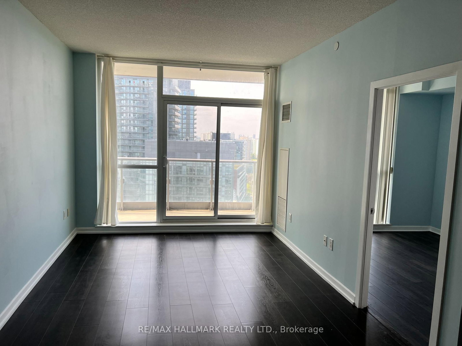 66 Forest Manor Road, Unit 1511 - Photo 9