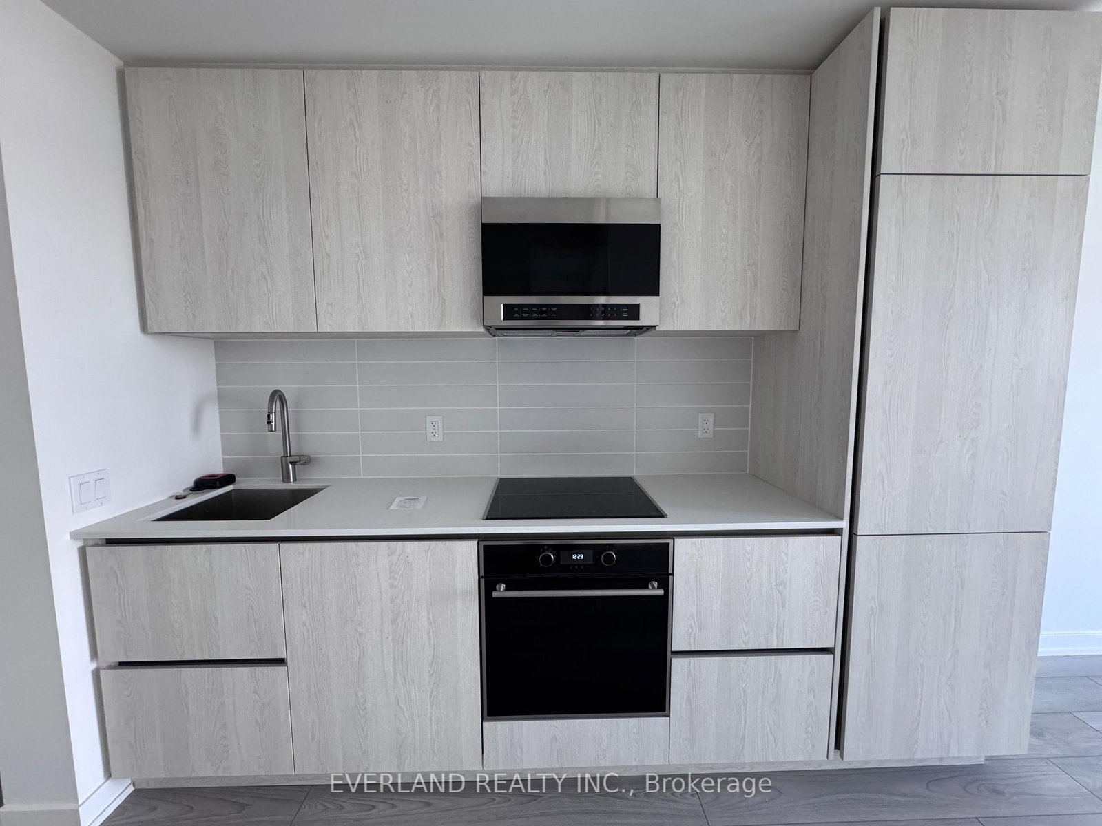 110 Broadway Avenue, Unit 3106 - Photo 3